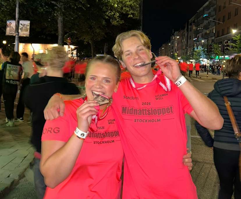 Tuva (21) and Noel (21), $500, 