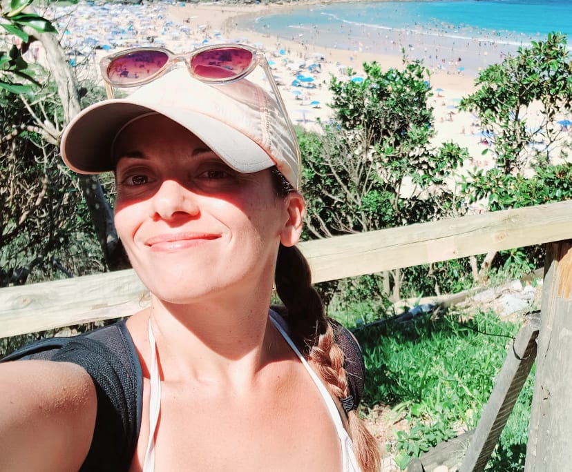 Elisabet (40), $400, Non-smoker, No pets, and No children