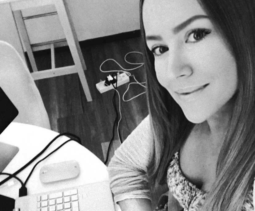 Mel (42), $350, LGBTQIA+, Non-smoker, No pets, and No children