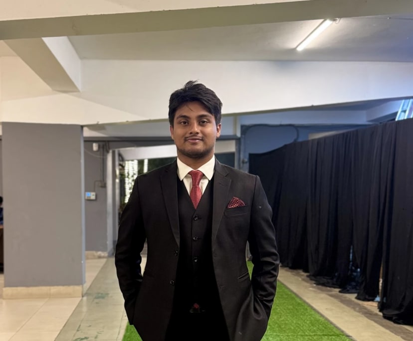 Mahraf Mezbah Chowdhury (23), $250, Non-smoker, No pets, and No children