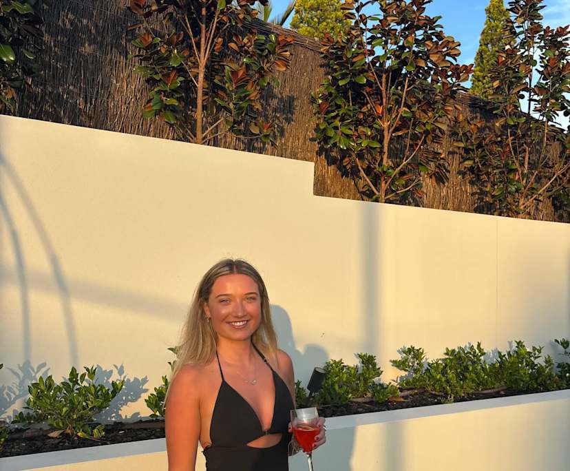 Annika Jamieson (20), $350, 