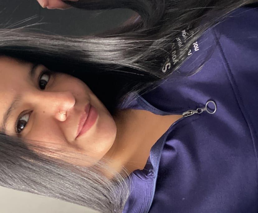 Alejandra (28), $270, 