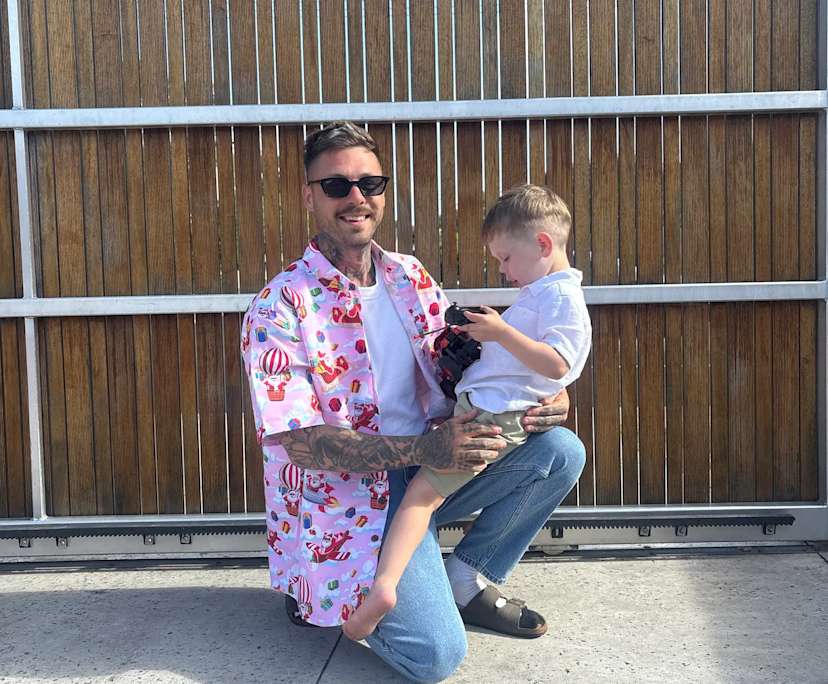 Jake (30), $300, Non-smoker, No pets, and Have children