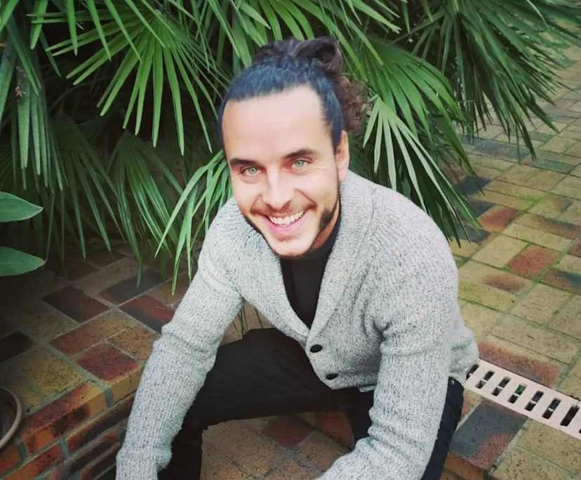 Franck (36), $350, Non-smoker, No pets, and No children