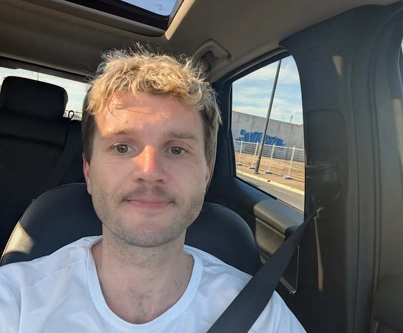 Matthew (31), $250, Smoker, No pets, No children, and LGBTQIA+