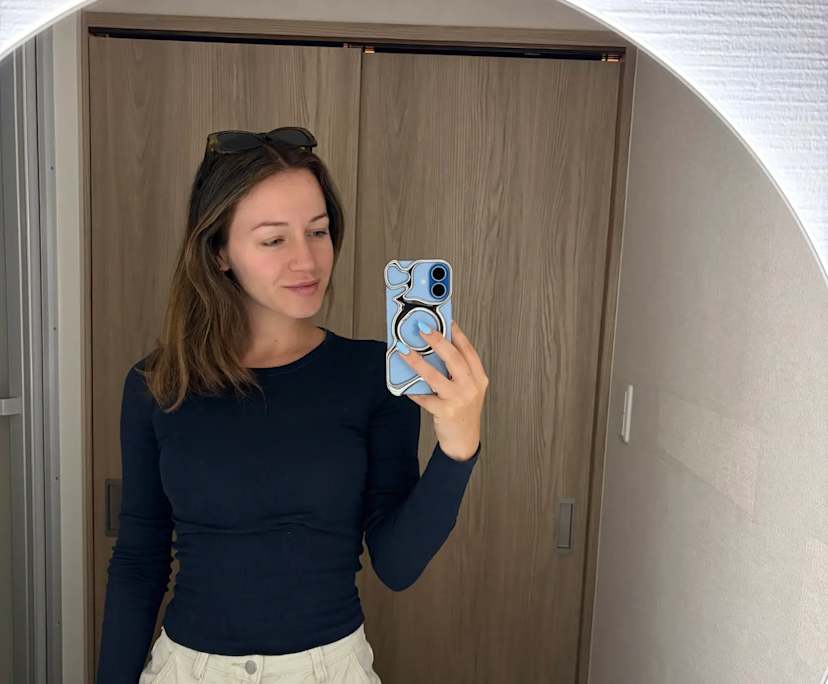 Lydia (29), $350, LGBTQIA+, Non-smoker, No pets, and No children