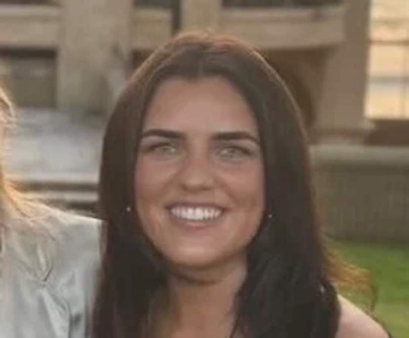 Yvonne (36), $350, Non-smoker, No pets, and No children