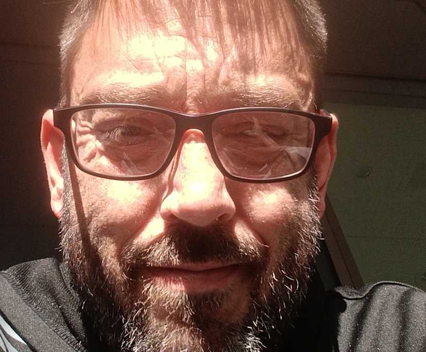 Tim (44), $250, Smoker, No pets, and No children