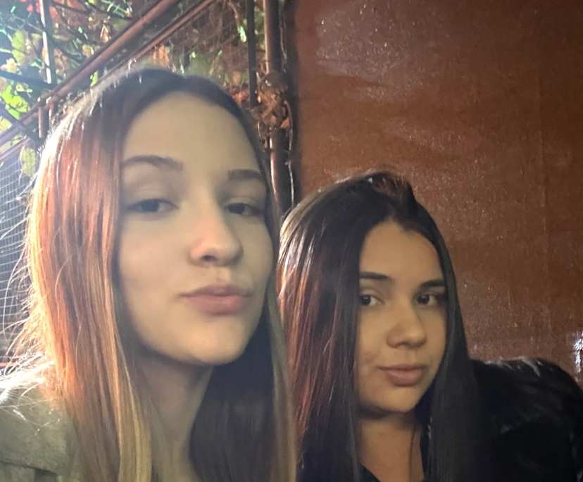 Ana Beatriz & Victoria Rosseti da Costa