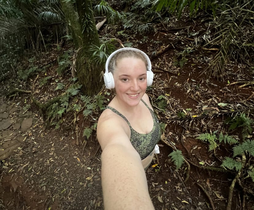 Charlotte (22), $230, No pets, Non-smoker, and No children