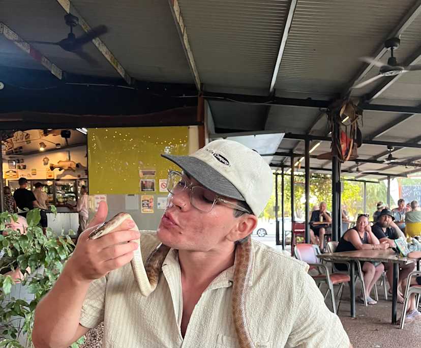 Luke (22), $325, Non-smoker, No pets, and No children