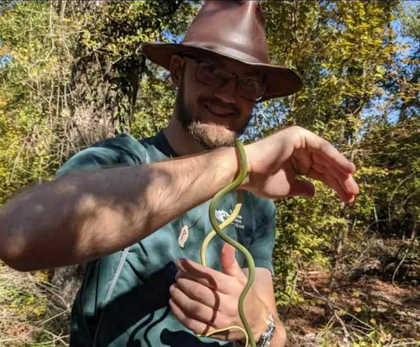 Michael (29), $250, No pets, Non-smoker, and No children