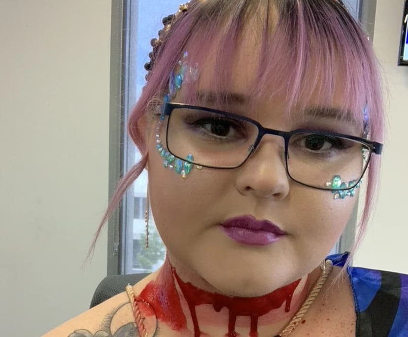 Sylvie (27), $200, LGBTQIA+, Non-smoker, Have pets, and No children