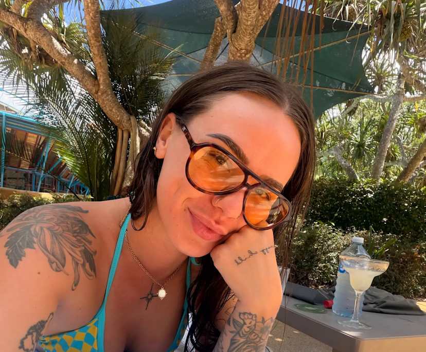 Vy (25), $450, Have pets, Non-smoker, and No children