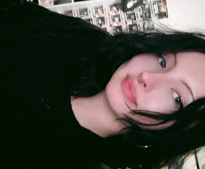 Tatijana (21), $250, Non-smoker, No pets, and No children