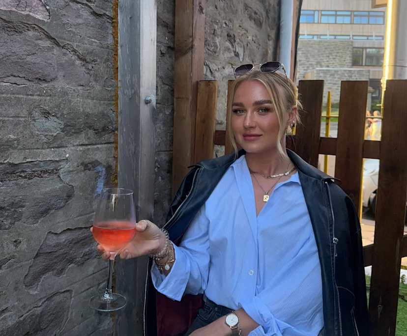 Rachel (28), $500, Non-smoker, No pets, No children, and LGBTQIA+