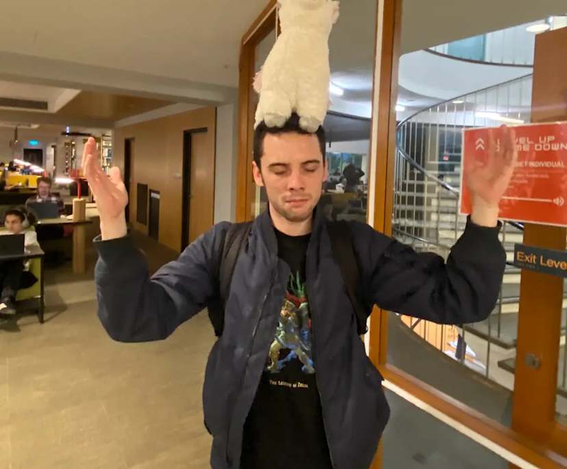 Elijah (25), $400, Non-smoker, No pets, and No children