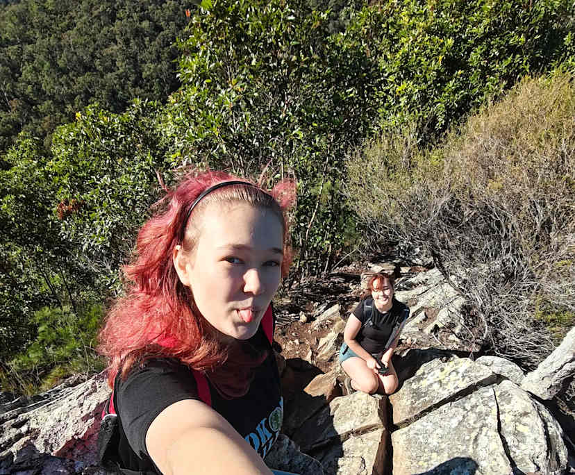 Isla (18), $250, LGBTQIA+, Non-smoker, No pets, and No children