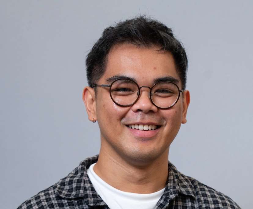 Ron (28), $550, LGBTQIA+, Non-smoker, No pets, and No children