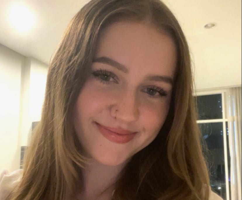 Holly Hoadley (21), $300, Non-smoker, No pets, and No children