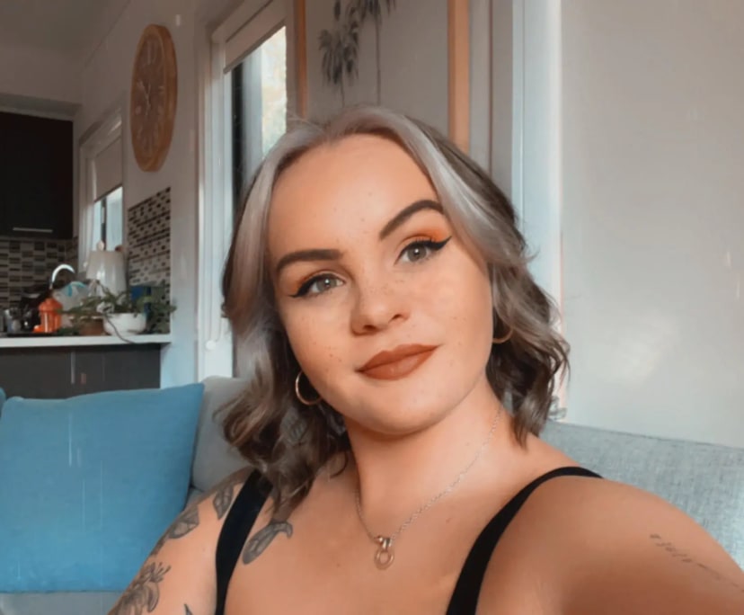 alanna-23-looking-in-mount-martha-moorooduc-ha-flatmates-au