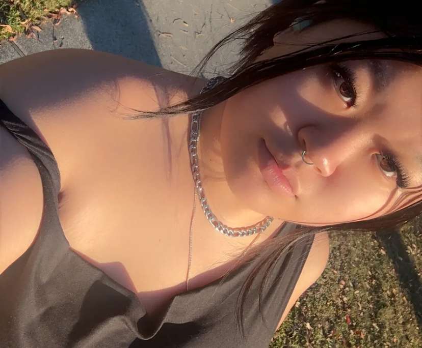 Ocean (19), $220, LGBTQIA+, Have pets, Smoker, and No children