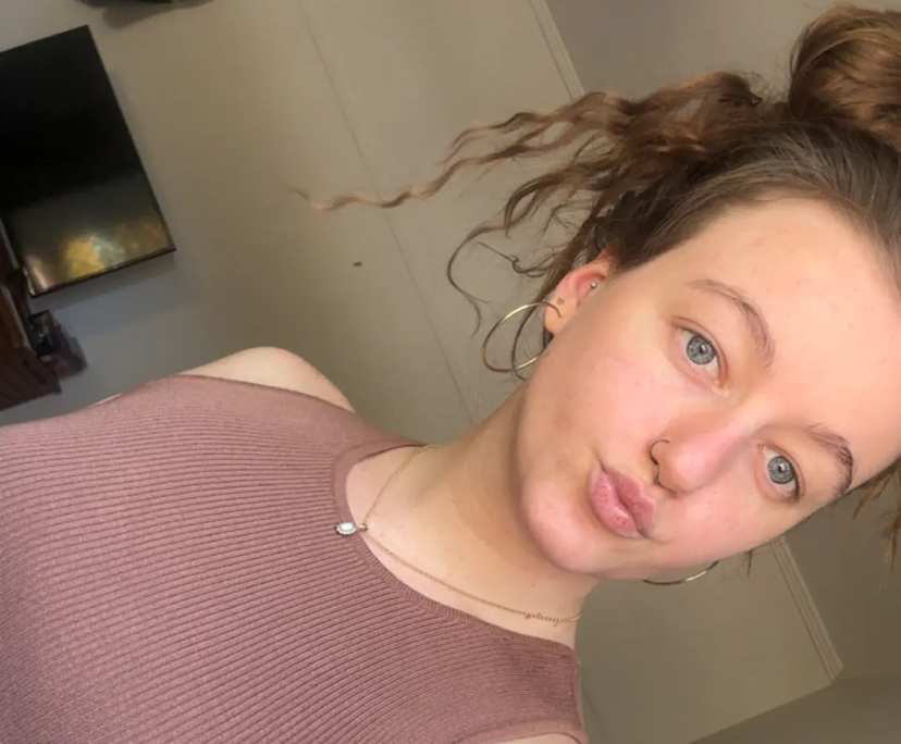 Rhiannon (23), $250, 