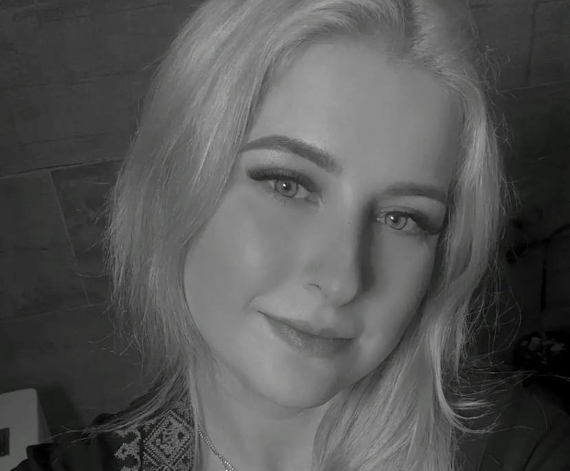 emma (27), $550, Have pets, Non-smoker, and No children