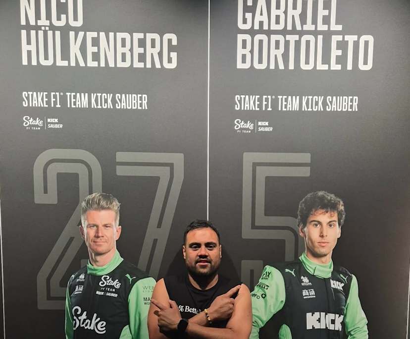 Leo (35), $300, No pets, Non-smoker, and No children