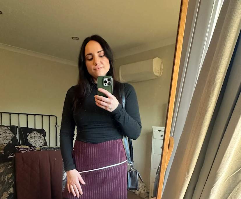 Hannah (34), $400, Non-smoker, No pets, No children, and LGBTQIA+