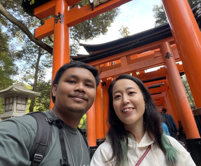 Yuka (32) and Allan (24), $400, 