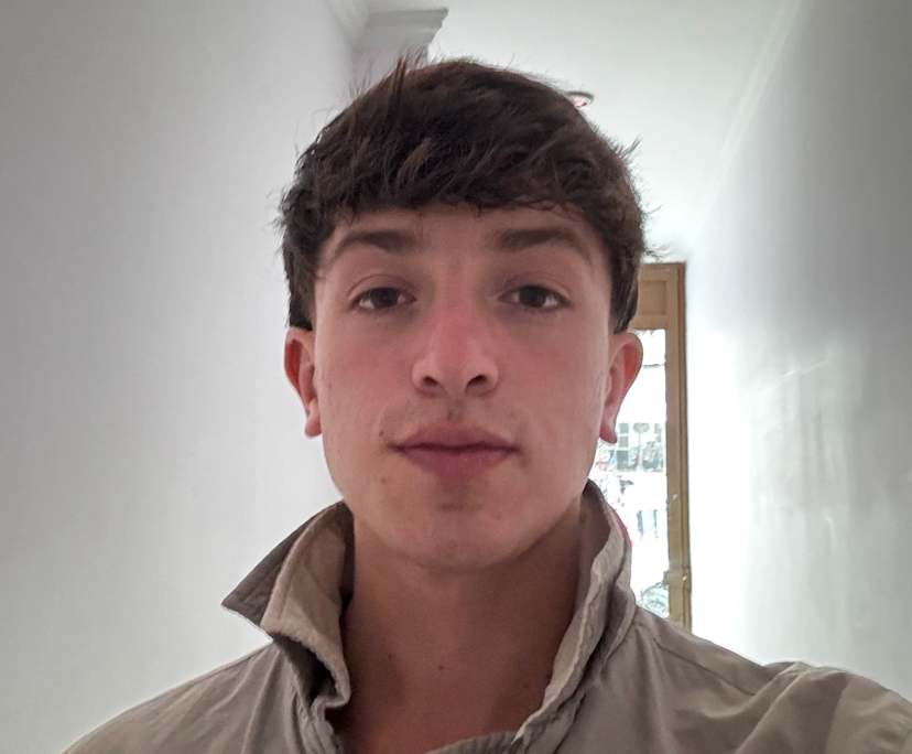 SantiagoB (24), $380, 