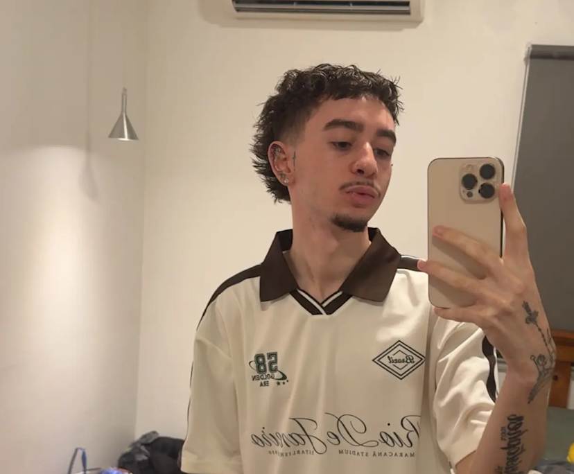 Denzel (19), $200, LGBTQIA+, Smoker, No pets, and No children