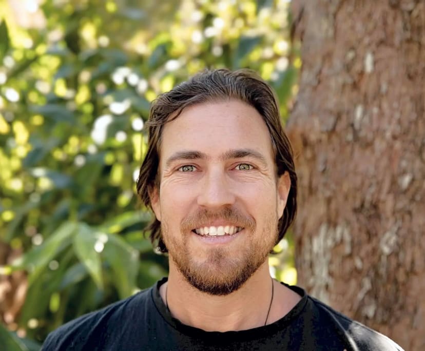 Joshua (45), $500, Non-smoker, No pets, and No children