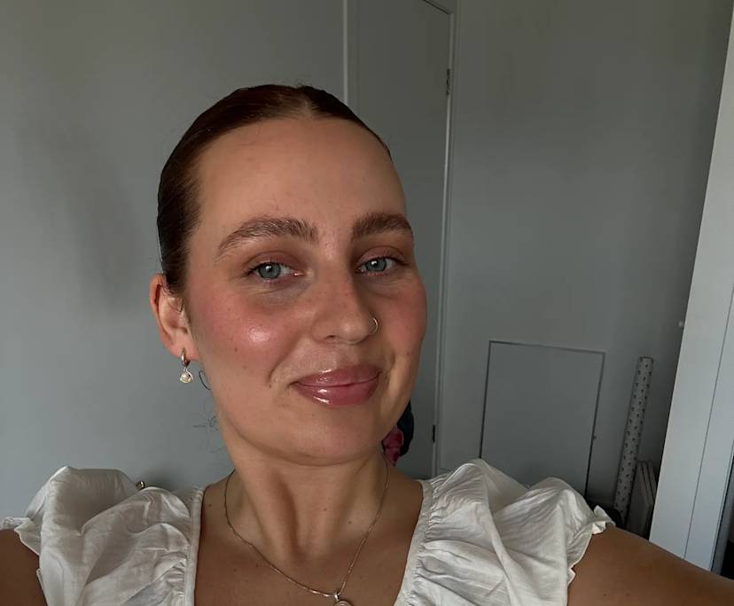 Victoria (26), $350, 