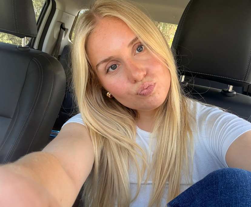 Bayleigh (26), $300, Non-smoker, No pets, and No children