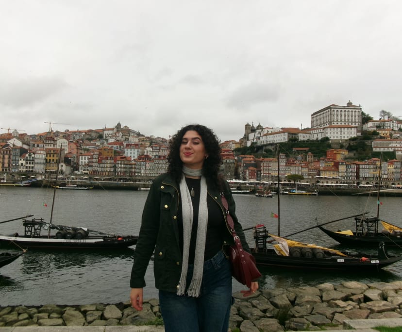 Eliana (22), $350, LGBTQIA+, Non-smoker, No pets, and No children