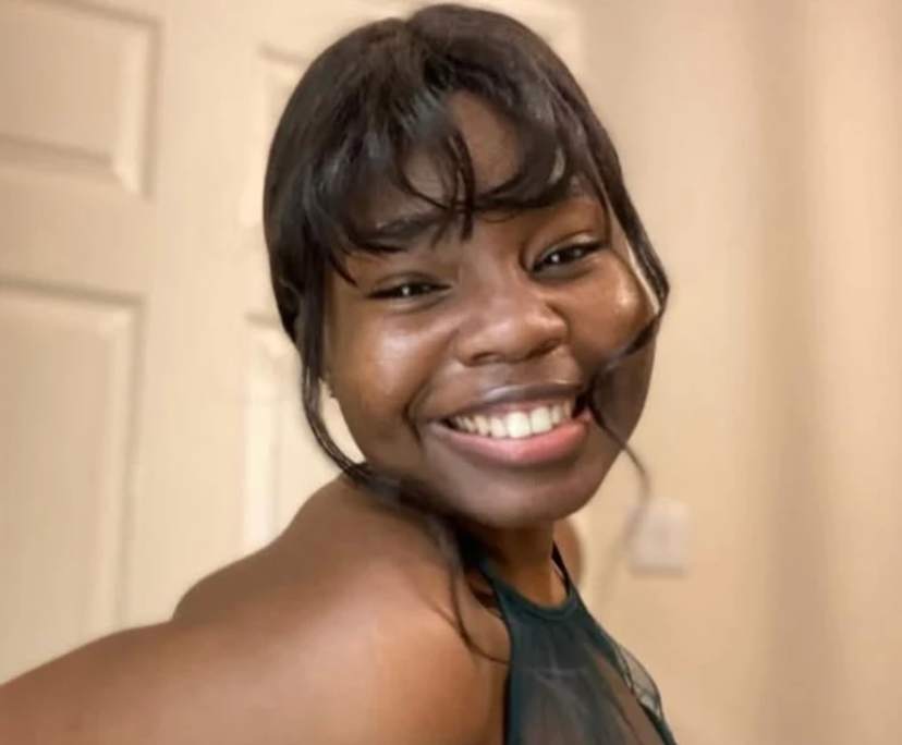 Monica (25), $250, Non-smoker, No pets, and No children