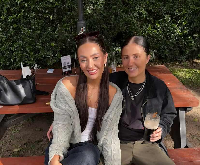 Jess (25) and Liv (28), $600, 