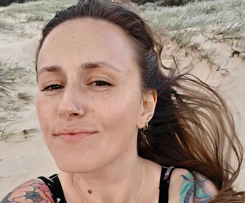 Stephanie (35), $200, Non-smoker, No pets, and No children
