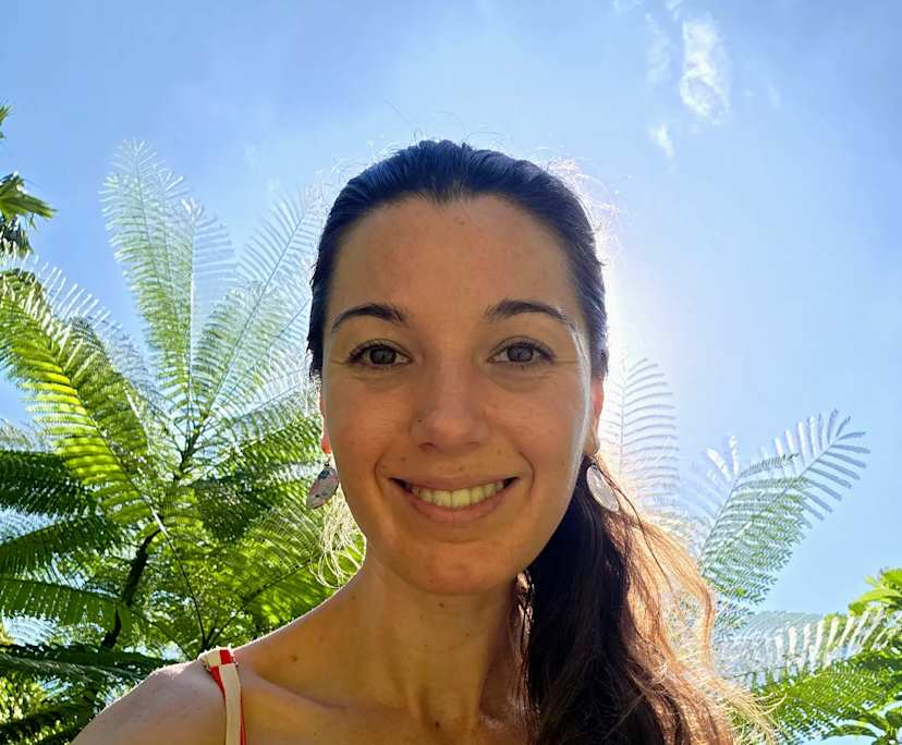 Cynthia (35), $400, Non-smoker, No pets, and No children