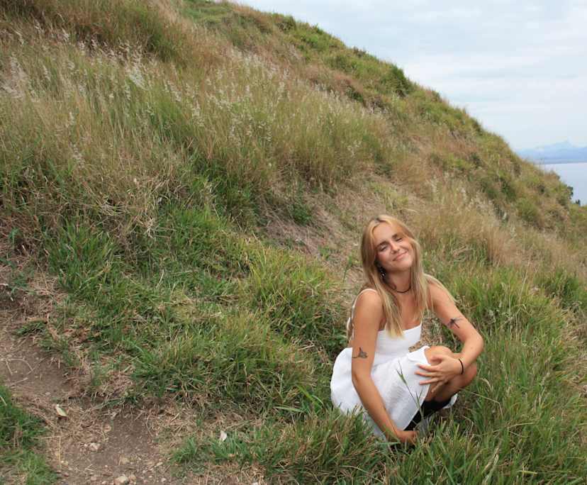 Cristina (22), $350, 