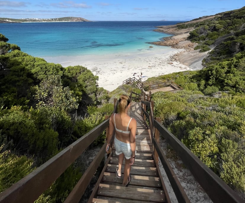 ERIKA (29) and KAEDE (29), $450, Non-smoker, No pets, and No children