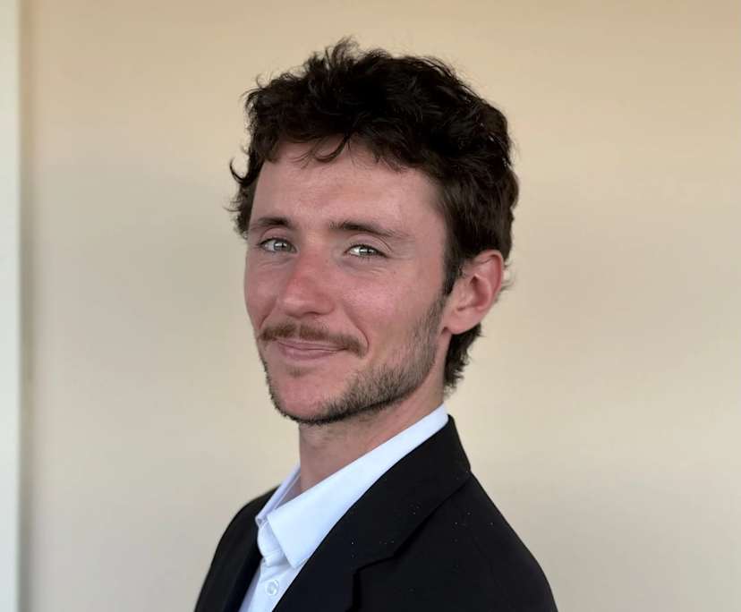 Matthieu (24), $550, Non-smoker, No pets, and No children