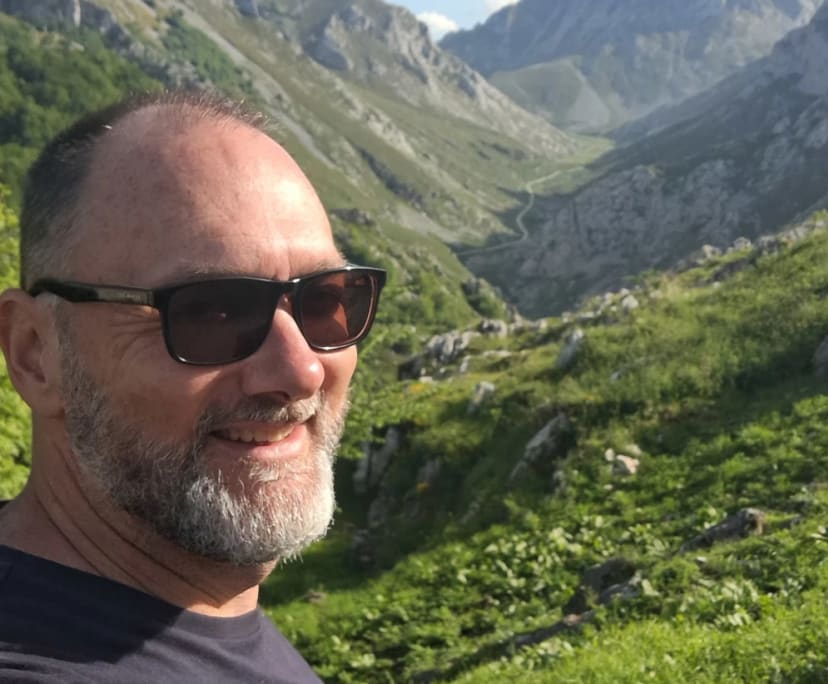 Dave (56), $300, Non-smoker, No pets, and No children