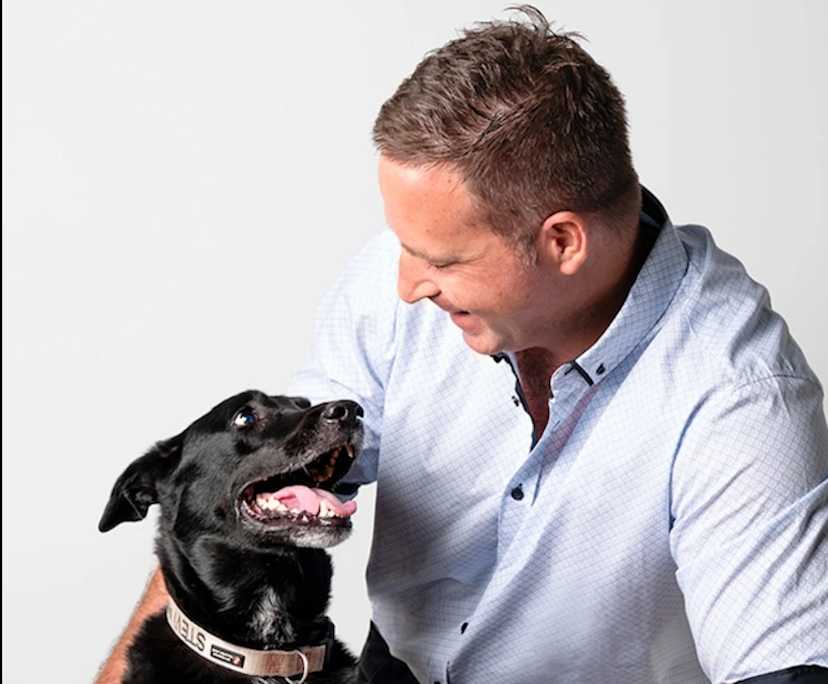 Leigh (39), $300, Non-smoker, Have pets, No children, and LGBTQIA+