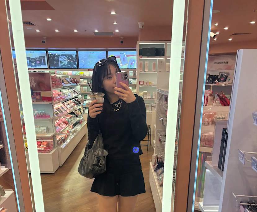 narumi (28) and kai (26), $520, Smoker, No pets, and No children