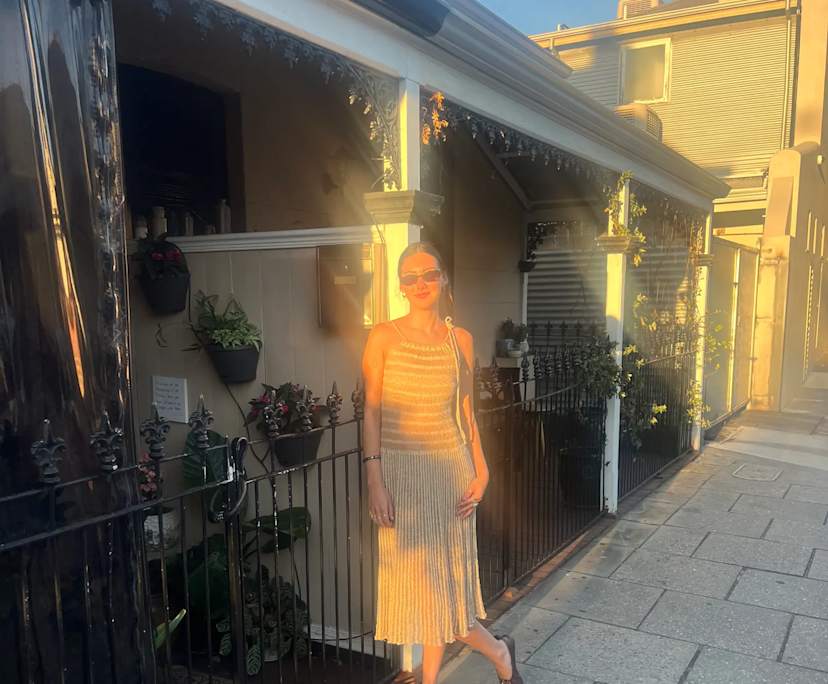 Erin (28), $300, Non-smoker, No pets, and No children