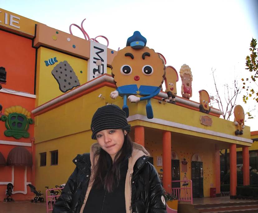 Yaxian (18), $450, LGBTQIA+, Non-smoker, No pets, and No children