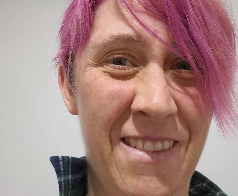 Liz (44), $300, Non-smoker, No pets, and No children